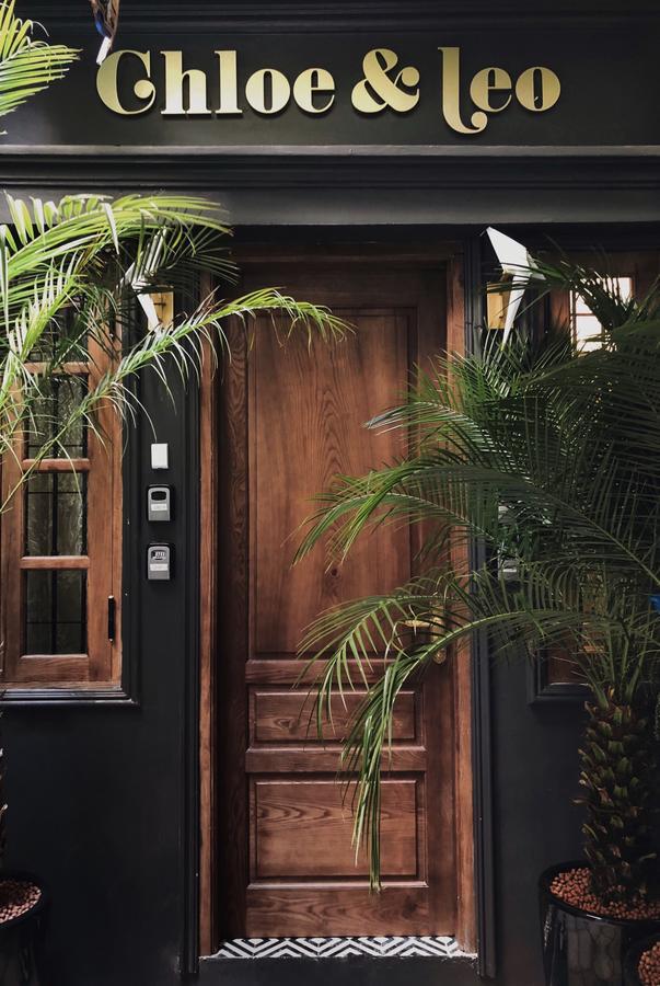 Chloe & Leo Boutique Homestay Hanoi Buitenkant foto