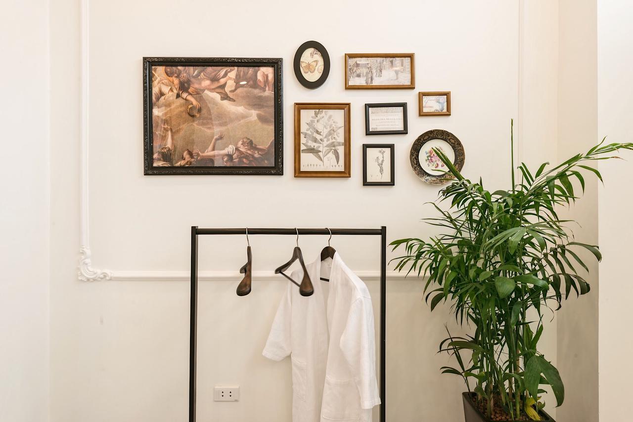 Chloe & Leo Boutique Homestay Hanoi Buitenkant foto